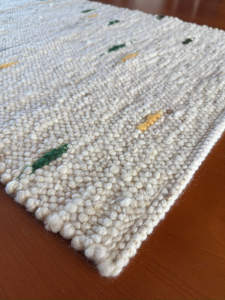 Teppichweberei Noswitz, Schafwollteppich Teppichgrundfarbe beige 147