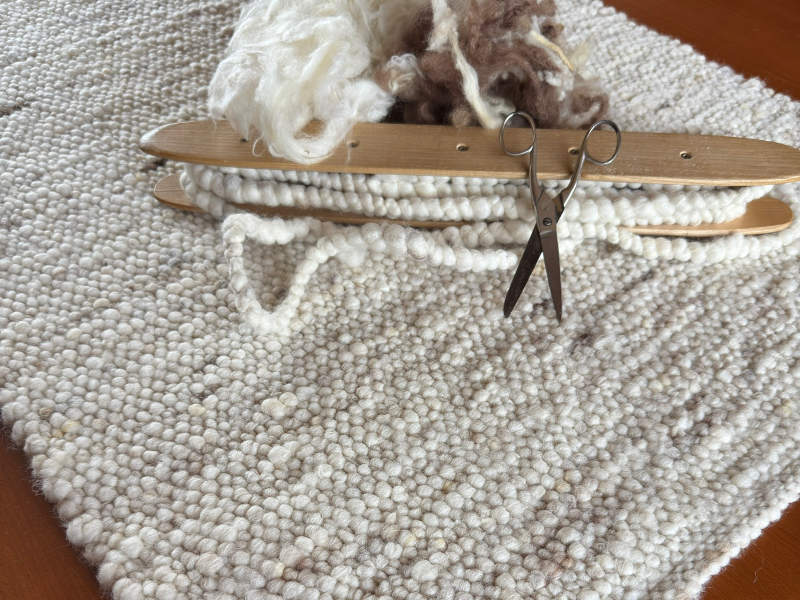 Schafwollteppich in Beige Braun hell (Karakulwolle)